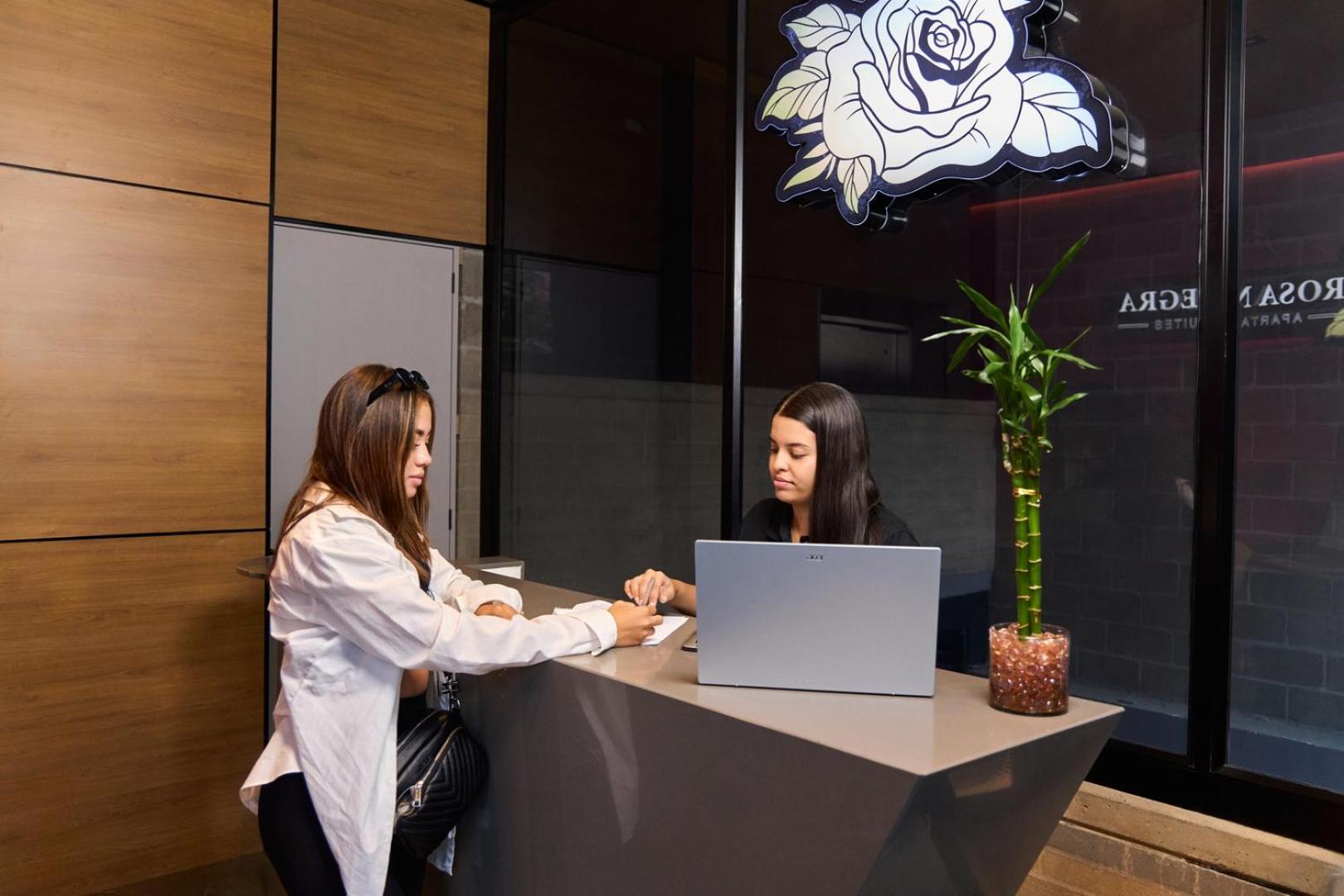 Rosa Negra Stadio Your Cozy Getaway เมเดยิน ภายนอก รูปภาพ